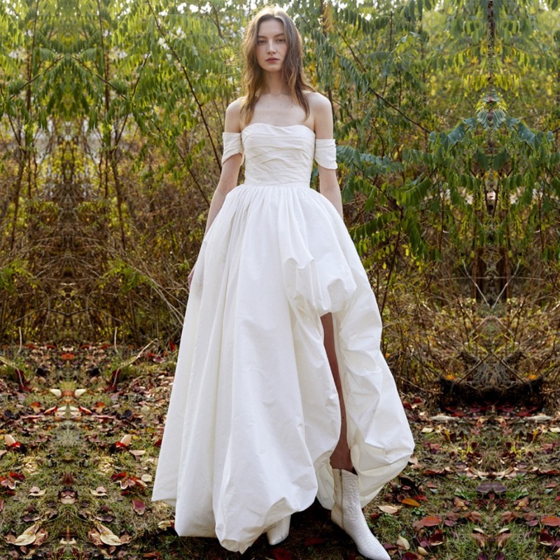 One Shoulder Strapless Simple  - огляд і ціна Photography Natural Lighting