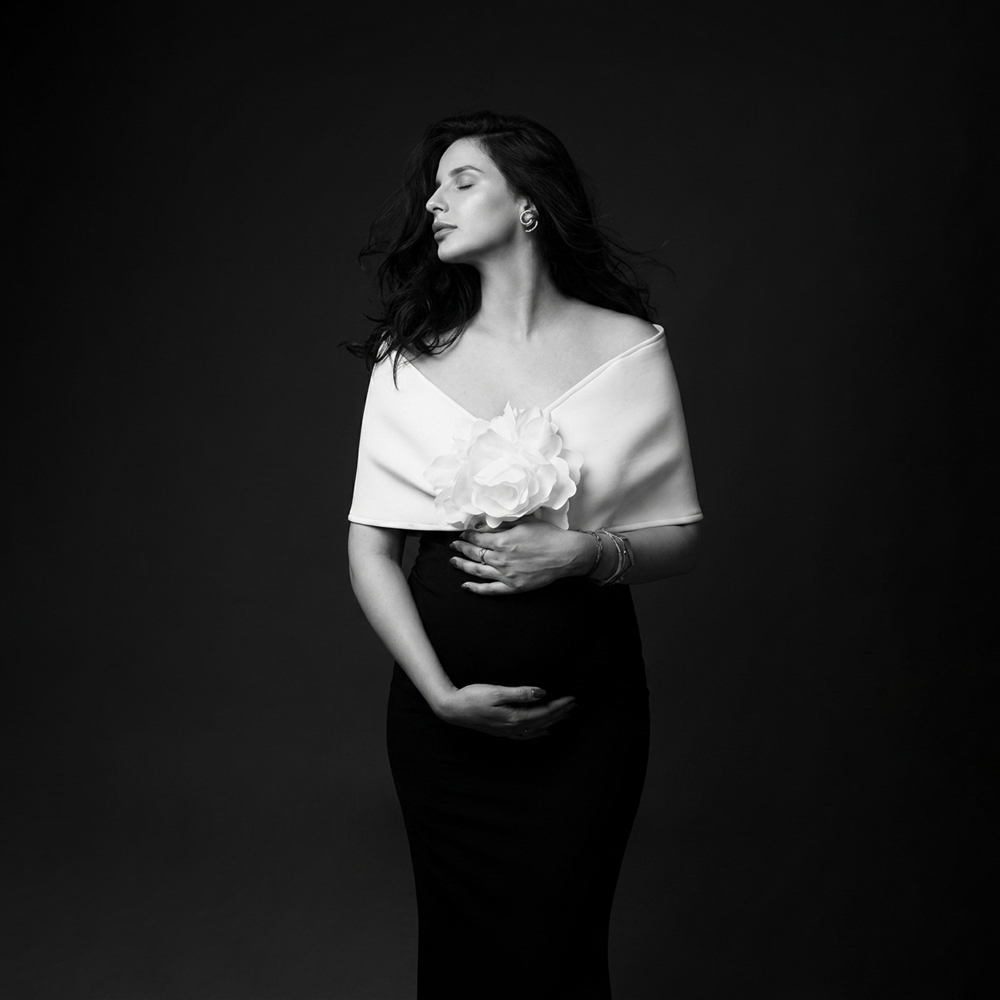 Maternity Photography Dresses  - огляд і ціна Photography Black And White